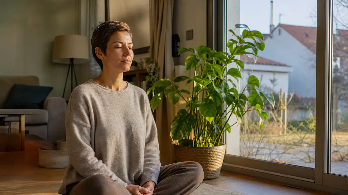 Pourquoi un massage lent et doux aide à relâcher la tension